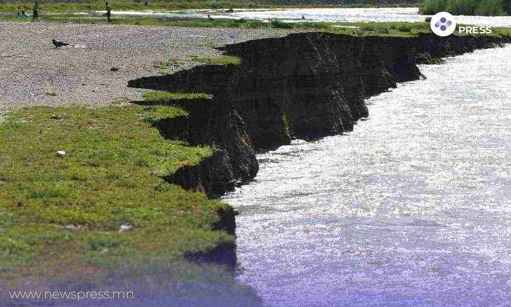 Сэрэмжлүүлэг: Жижиг гол, хуурай сайраар уруйн үер буух магадлал өндөр байна